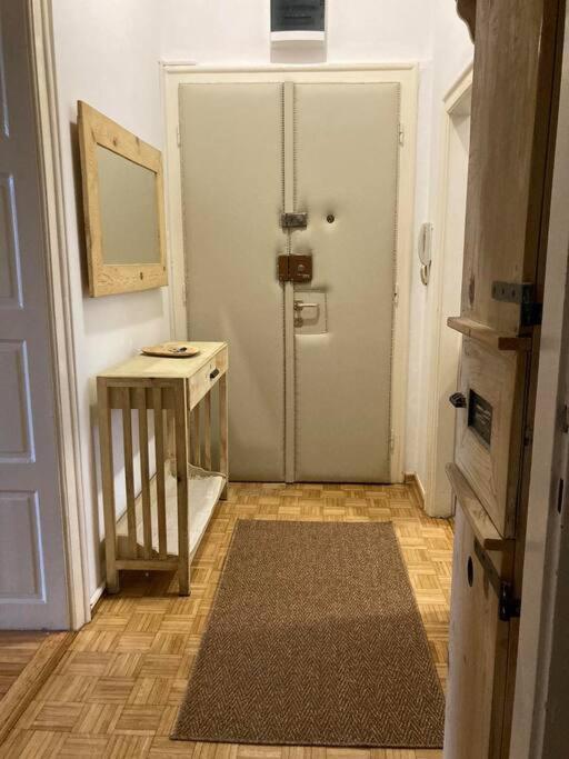Oh Lola! Apartment Beograd Bagian luar foto